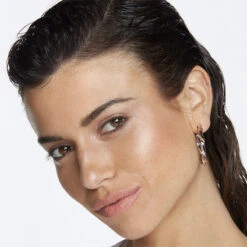 SMASHBOX | Becca Shimmering Skin Perfector Pressed Highlighter 7 SMASHBOX | Becca Shimmering Skin Perfector Pressed Highlighter -Sturm Beauty Shop C723 02 jpg