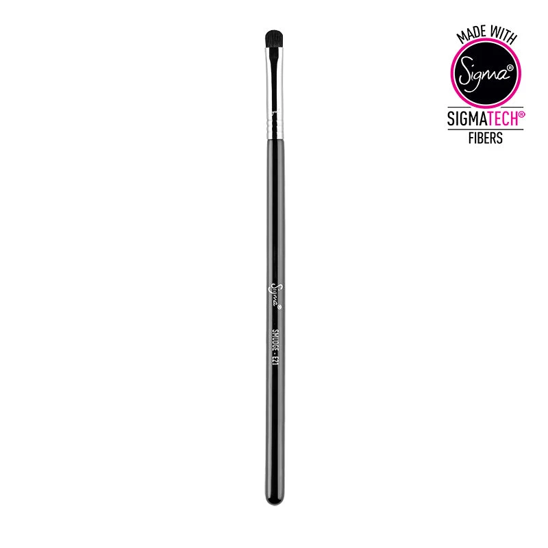 SIGMA BEAUTY | E21 Smudge Brush 3 SIGMA BEAUTY | E21 Smudge Brush