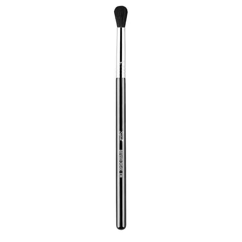 SIGMA BEAUTY | E38 Diffused Crease Brush 3 SIGMA BEAUTY | E38 Diffused Crease Brush
