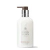 MOLTON BROWN | Body Lotion - Re-charge Black Pepper 2 MOLTON BROWN | Body Lotion - Re-charge Black Pepper -Sturm Beauty Shop Molton Brown Re Charge Black Pepper Body Lotion 300ml NHB038 1000x1000 jpg