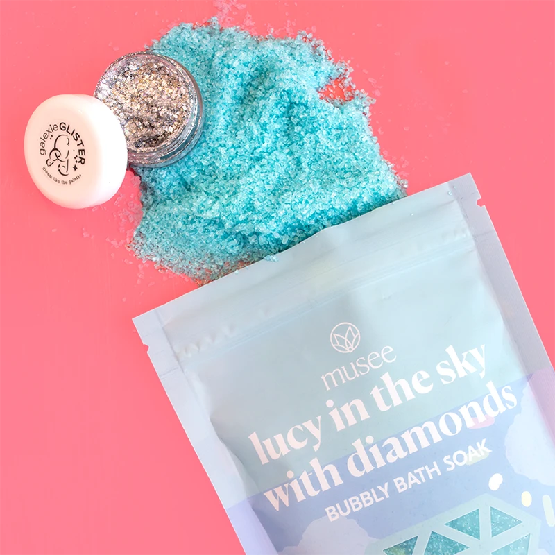 MUSEE BATH | Lucy In The Sky With Diamonds Bubbly Bath Salt Soak 4 MUSEE BATH | Lucy In The Sky With Diamonds Bubbly Bath Salt Soak - Image 2